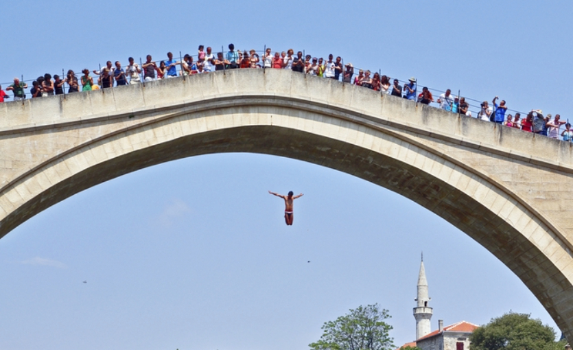 Avrupa'da Osmanlı Tarihi Mostar Köprüsü